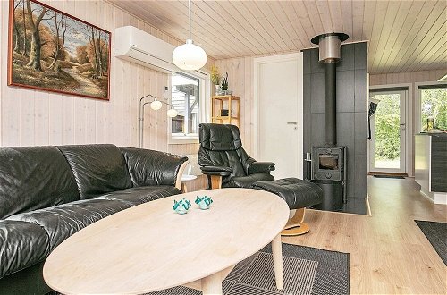 Photo 10 - 6 Person Holiday Home in Ulfborg