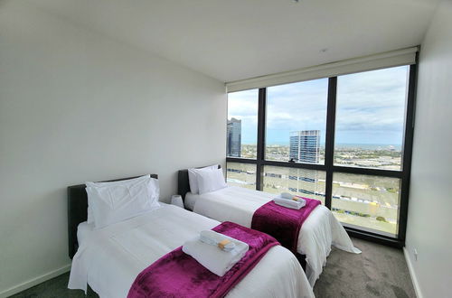 Photo 52 - Melbourne Lifestyle Apartments - Best Views on Collins