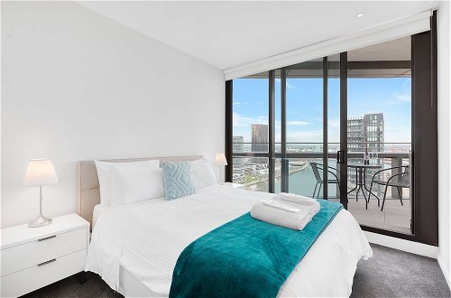 Foto 8 - Melbourne Lifestyle Apartments - Best Views on Collins