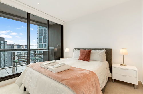 Photo 6 - Melbourne Lifestyle Apartments - Best Views on Collins