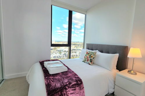 Photo 22 - Melbourne Lifestyle Apartments - Best Views on Collins