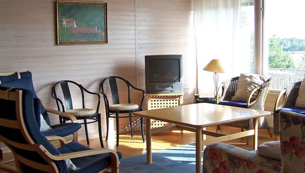 8 Person Holiday Home in Tanumshede - Foto 2