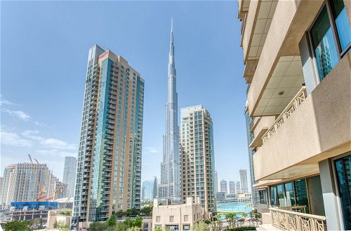 Photo 27 - Maison Privee - Radiant Urban Retreat with Iconic Burj Khalifa Vws