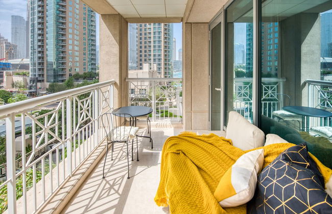 Maison Privee - Radiant Urban Retreat with Iconic Burj Khalifa Vws - Foto 16
