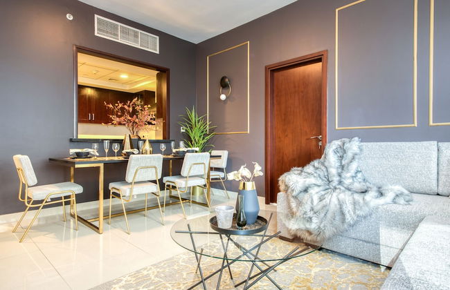 Maison Privee - Radiant Urban Retreat with Iconic Burj Khalifa Vws - Foto 13