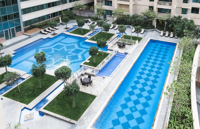 Maison Privee - Radiant Urban Retreat with Iconic Burj Khalifa Vws - Foto 23