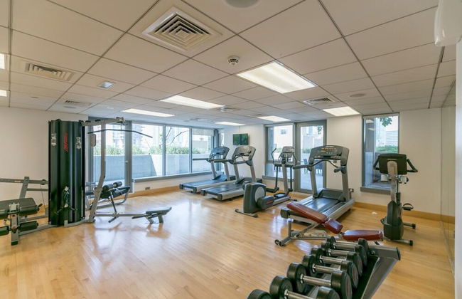 Maison Privee - Radiant Urban Retreat with Iconic Burj Khalifa Vws - Foto 24