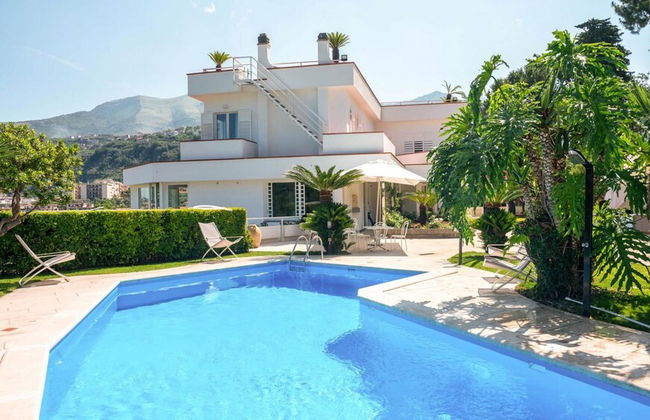 Villa Romeo in Vico Equense - Photo 16