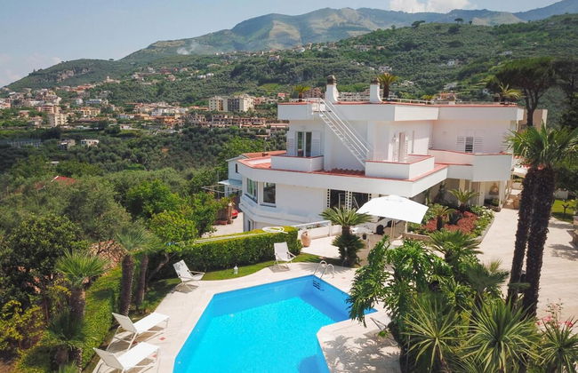 Villa Romeo in Vico Equense - Photo 35