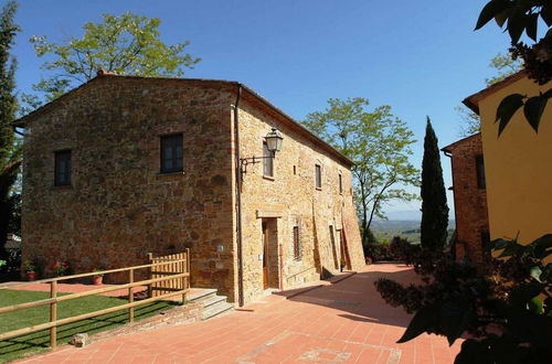 Photo 24 - Country House in Chianti With Pool ID 40