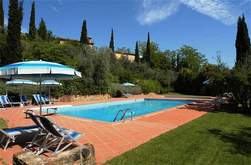 Photo 4 - Country House in Chianti With Pool ID 39