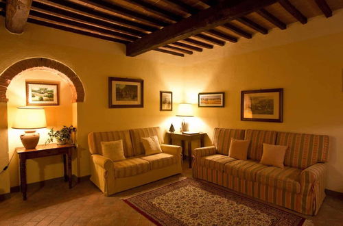 Photo 34 - Apartment in Chianti With Pool ID 453