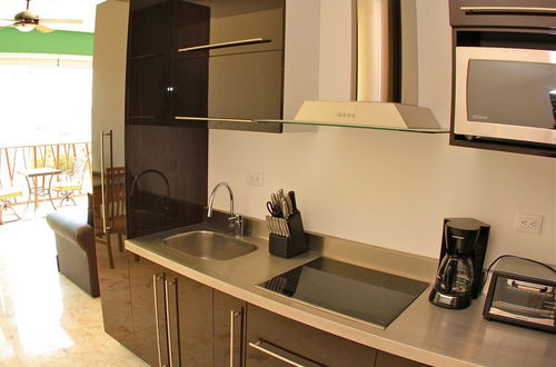 Photo 13 - Las Brisas Condominios