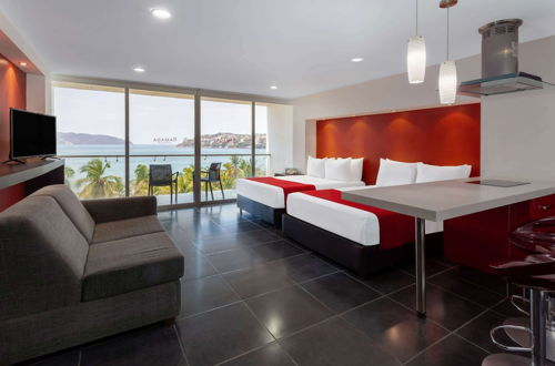 Photo 11 - Ramada by Wyndham Acapulco Hotel & Suites