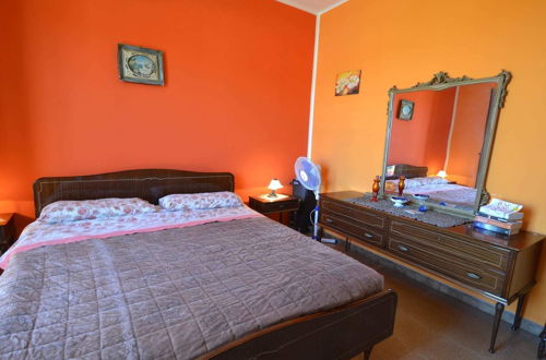 Foto 3 - Lovely Holiday Home in Giardini Naxos near Sea