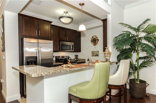 Photo 5 - The Residences At Coconut Pointe 8203