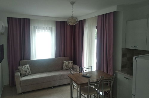 Photo 3 - Ozgem Apart Otel