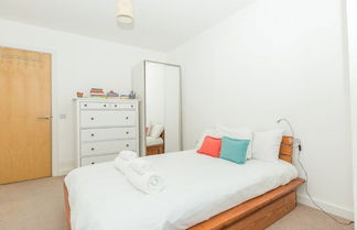 Photo 2 - Centrally Located Spacious Flat