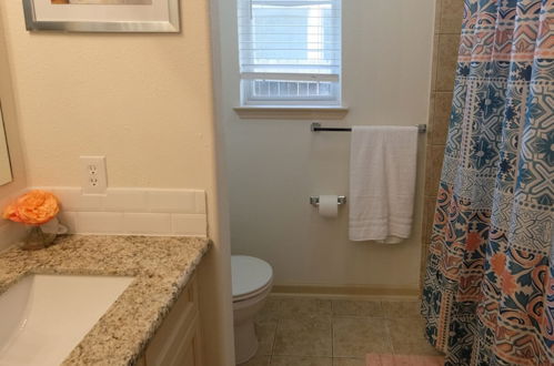 Photo 19 - 6Bdrm 4Bath 12Beds - West Houston - Katy