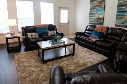 Photo 14 - 6Bdrm 4Bath 12Beds - West Houston - Katy