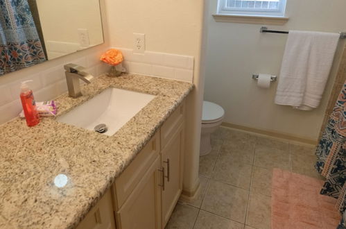 Photo 18 - 6Bdrm 4Bath 12Beds - West Houston - Katy