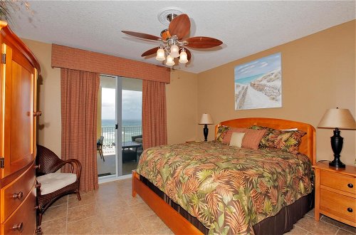 Photo 2 - Ocean Ritz Beach Resort by Panhandle Getaways