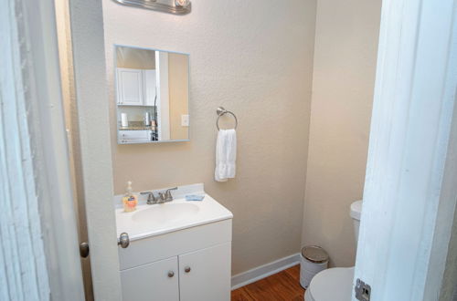 Photo 26 - Renovated 2BR Near Downtown SA