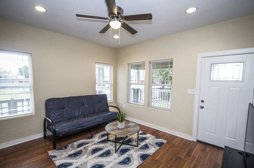 Photo 20 - Renovated 2BR Near Downtown SA