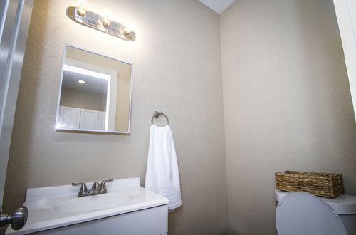 Photo 21 - Renovated 2BR Near Downtown SA