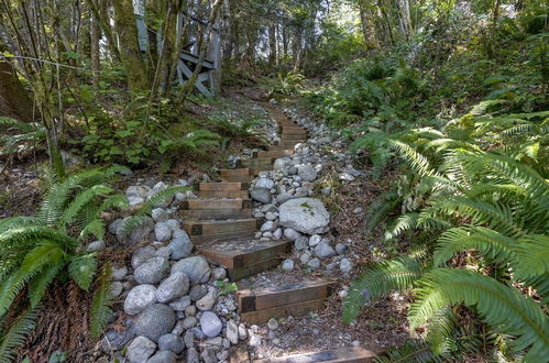 Photo 21 - Mt Baker Lodging Cabin 24 - LAKESIDE, SLEEPS 4! by MBL