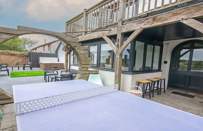 Bag-end House 7 Bedrooms, Sleeps 14, Hot Tub - Foto 2