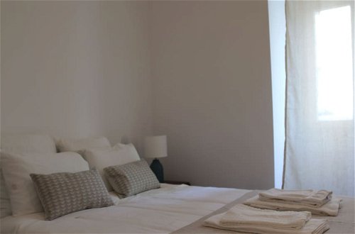 Photo 10 - Comfortable Apartment in Central Lisbon