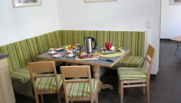 Restauration dans la chambre