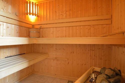 Photo 25 - Alluring Cottage in Waimes Robertville With Sauna