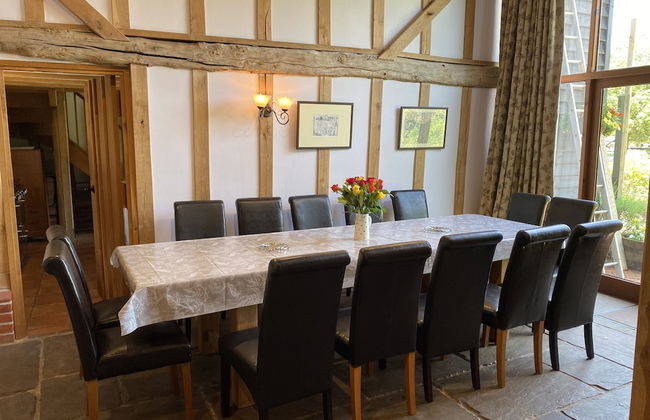 Brundish, Suffolk Large 4-bed Barn Stunning! - Photo 9