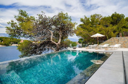 Photo 53 - Luxury Villa Silent with Infinity Pool