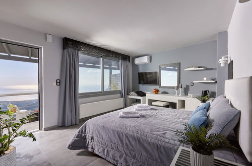 Photo 2 - Seli Sea View Apartments and Studios