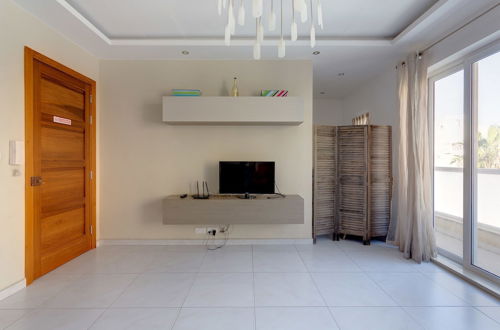 Photo 12 - Modern Apartment in the Heart of St Julian's