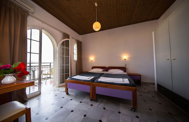Manias Hotel Apartments - Foto 3