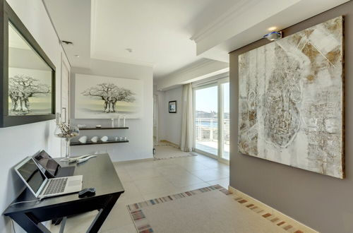 Foto 40 - Luxury Apartment inc Pool & Views