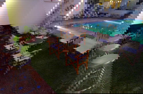 Foto 19 - Theros Hotel