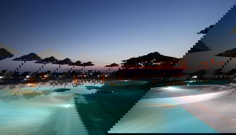 Foto 1 - Blue Bay Resort Village