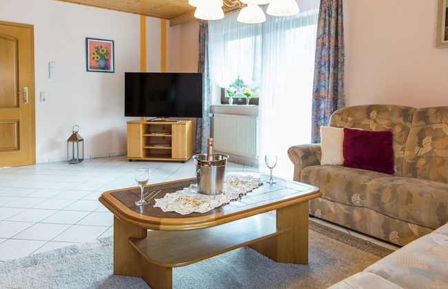 Tranquil Eifel Hideaway - Foto 10