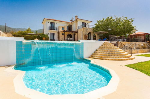 Foto 41 - Villa Minoas Large Private Pool Walk to Beach Sea Views A C Wifi Eco-friendly - 2565