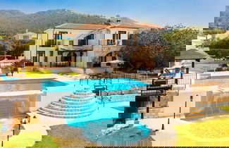 Foto 1 - Villa Minoas Large Private Pool Walk to Beach Sea Views A C Wifi Eco-friendly - 2565