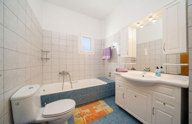 Villa Erasmia Large Private Pool Walk to Beach Sea Views A C Wifi - 2646 - Photo 36