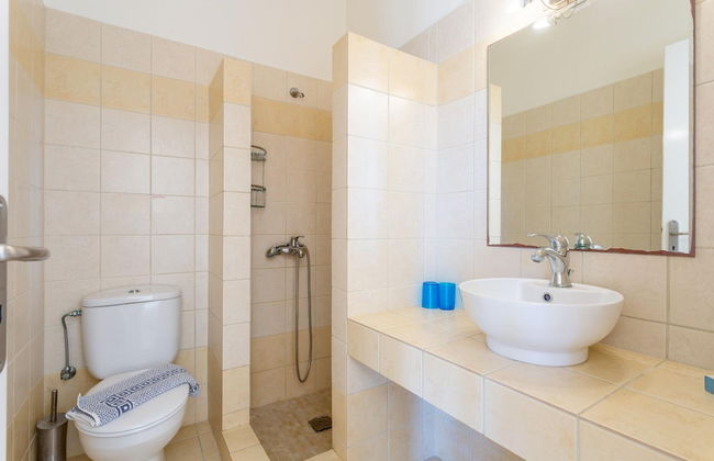Villa Katerina Large Private Pool Walk to Beach Sea Views A C Wifi Car Not Required - 1021 - Photo 51