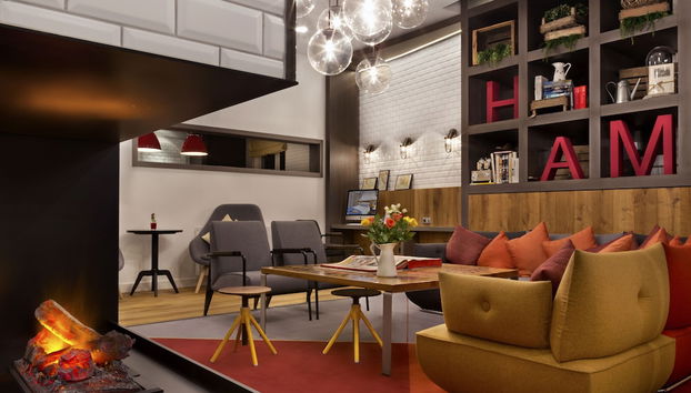 Lobby-Lounge
