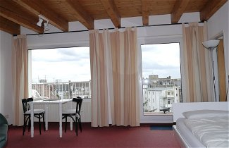 Photo 1 - Tolstov-Hotels Big Room Apartment