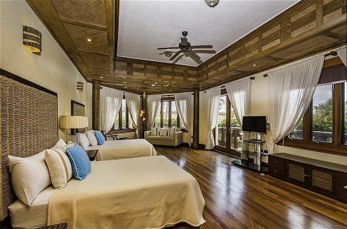 Photo 19 - Spectacular 7 500 sq ft Villa in Cap Cana for Rent Access to Eden Roc Beach Club Pool Chef Butler Maid